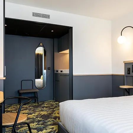 Western M-treize Paris 4*
