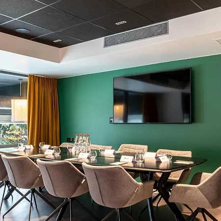 Western M-treize Paris Hotel 4*
